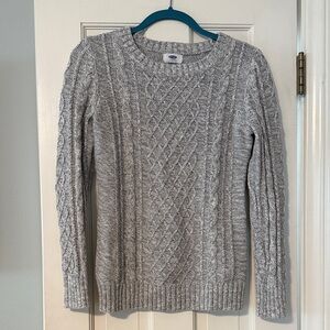 Old Navy Light Gray Cable Knit Crewneck Sweater size small